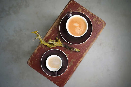 Aubergine Porzellan Espresso Untertasse Set