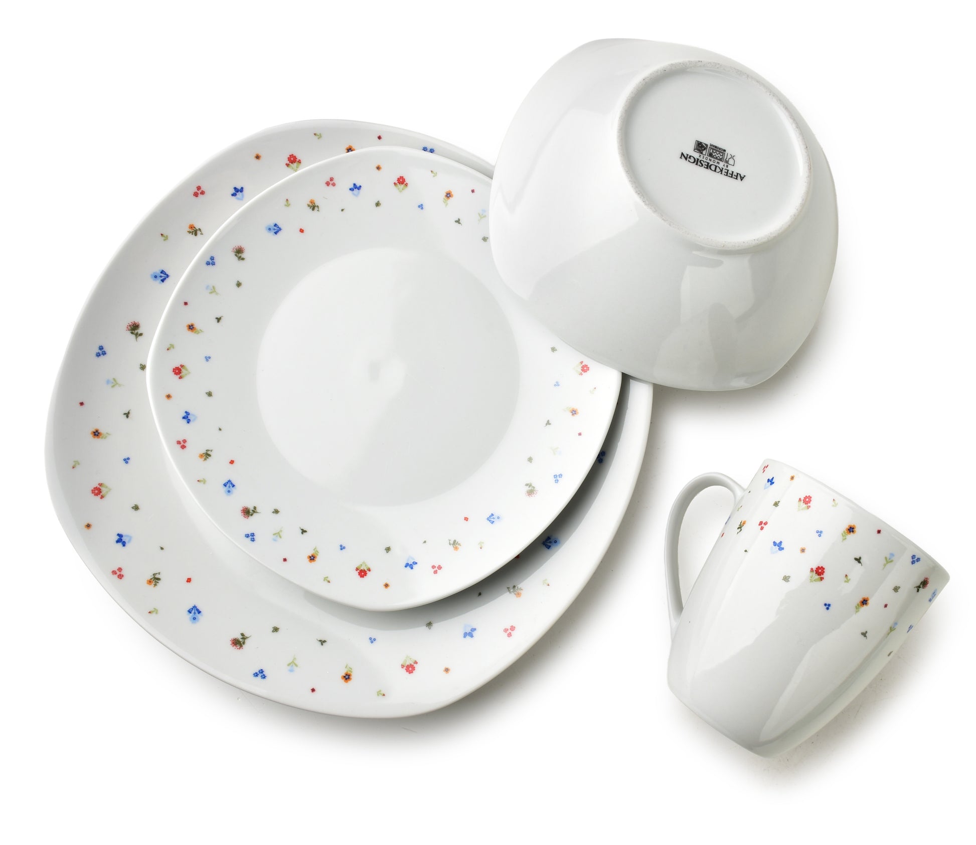 LEA Mini 16 teiliges Geschirrset Becher 370 ml / Schüssel 500 ml 17/19 5/25 5 cm - Tinkie