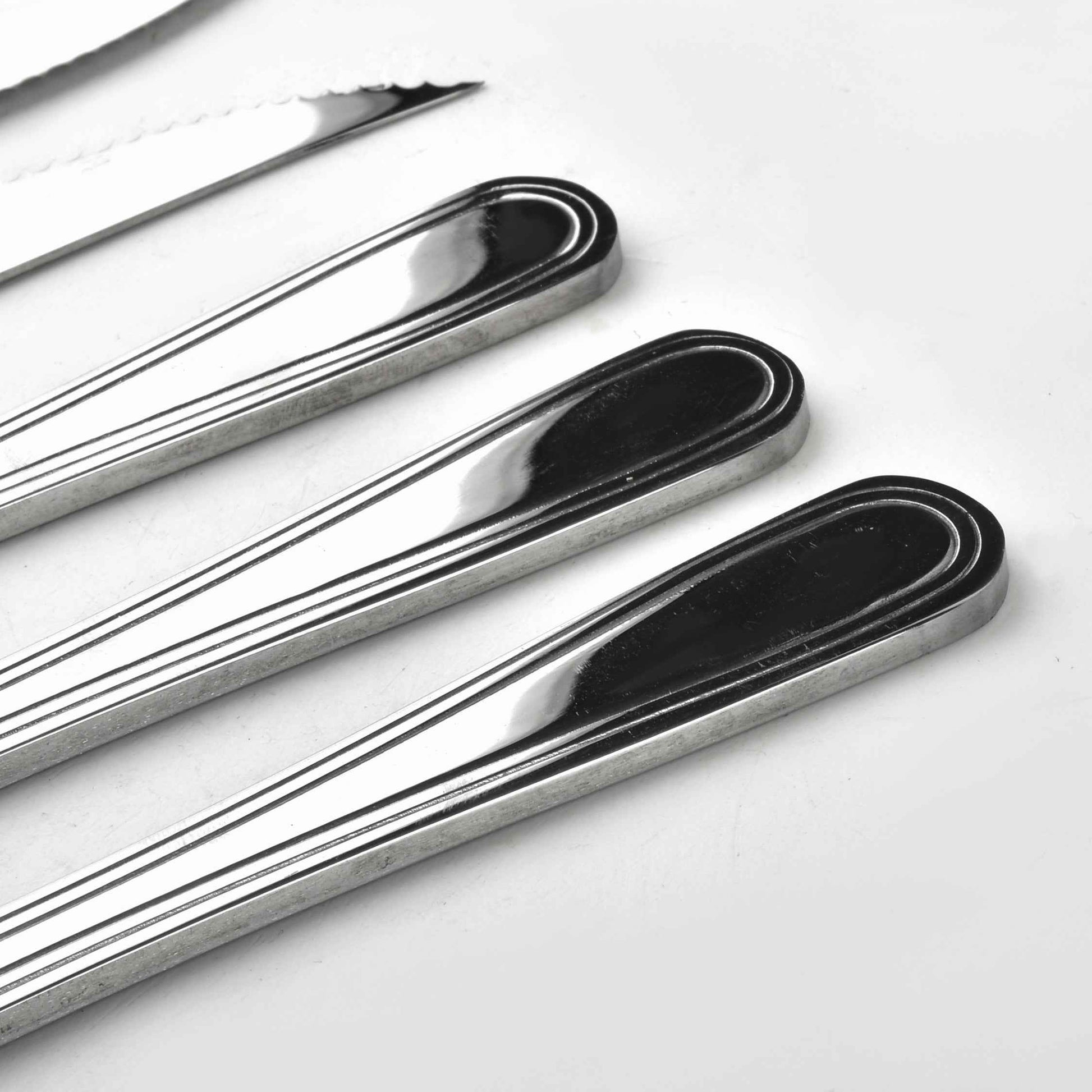 Dhalia Daisy 6er Set Steakmesser 22 8 cm mit Prägung